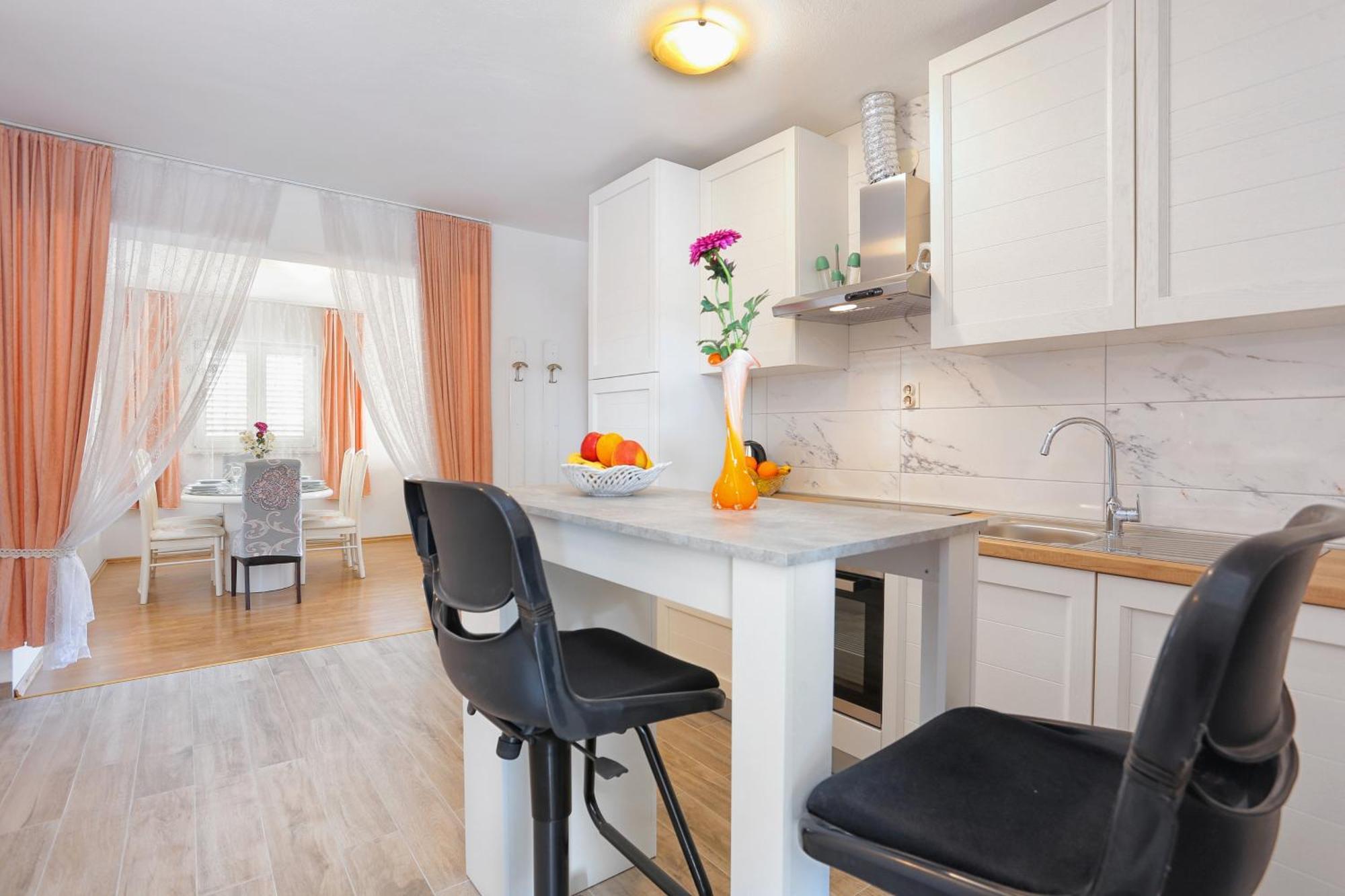 Appartement Family Friendly With A Swimming Pool - 21026 *